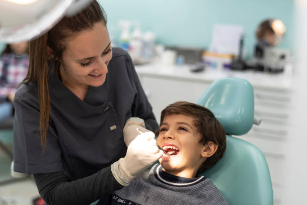 Best Emergency Tooth Extraction in Wofford Heights, CA